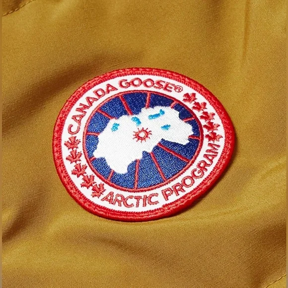Canada Goose Regeneration Freestyle Vest - Picture 9 of 14